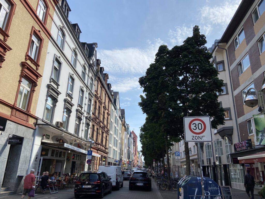 Image shows Frankfurt Neighborhood - Bornheim
