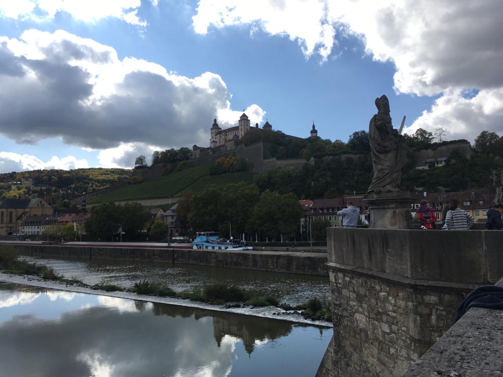The image shows Würzburg as a place on my Amazing list of 50+ best day trips from Frankfurt (2/3)